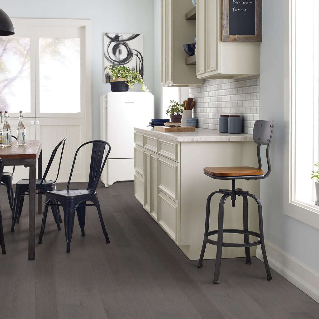 Shaw High Plans 6-3/8" - KOHL ($6.89 p/sf) SW712 -09044