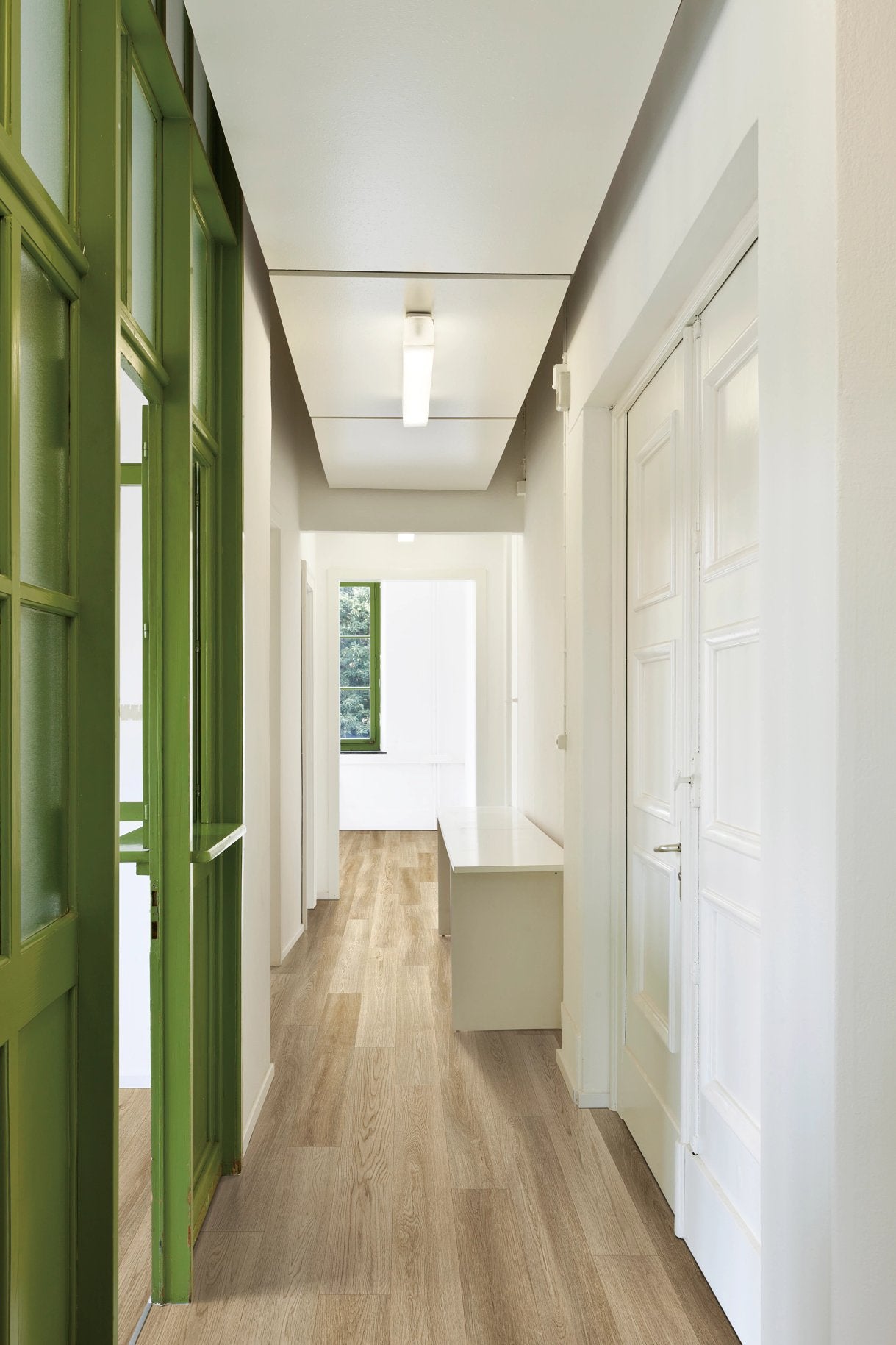 COREtec Plus Plank - 7" Hemphill Oak VV845-05045