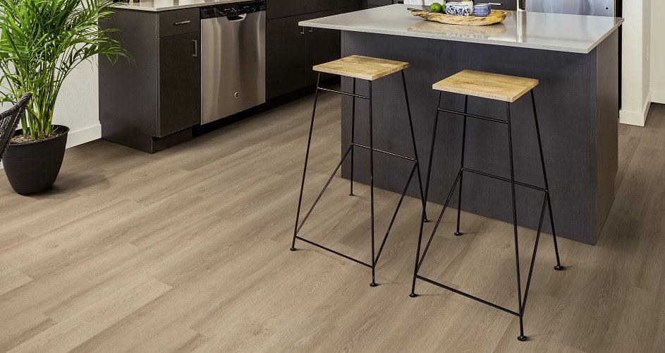 5th & Main Alba Reserve 12 - 7" Walnut Hill ($2.89 p/sf) 5M328-07192