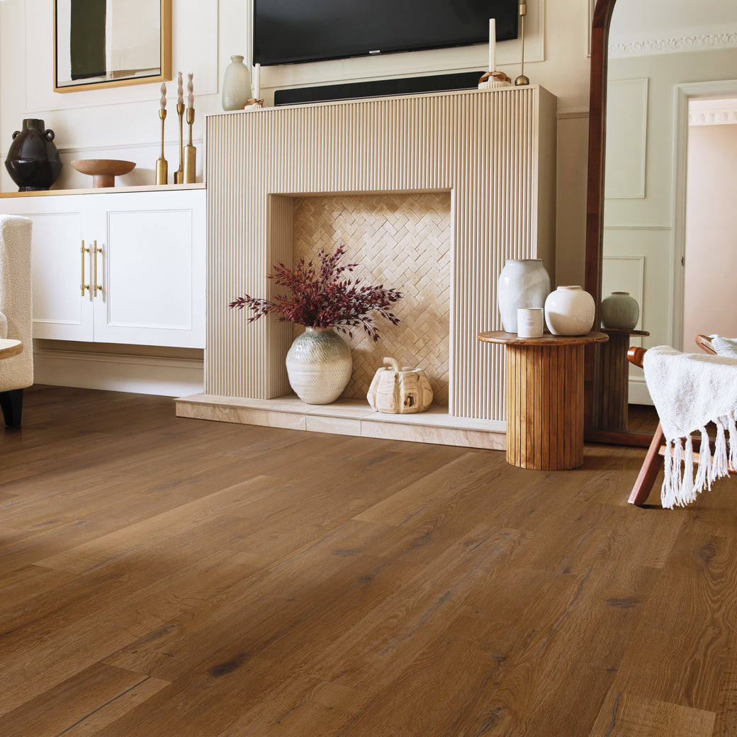 Karndean Knight Tile Rigid Core - 6" x 36" Russet Character Oak SCB-KP163-6