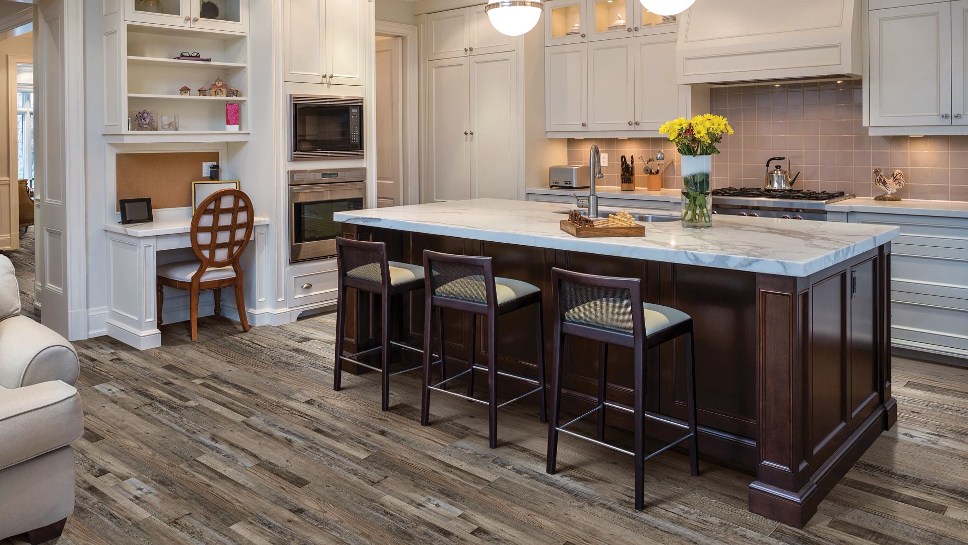 COREtec Plus Enhanced Planks - 7" Aden Oak ($6.89 p/sf) VV012-00765