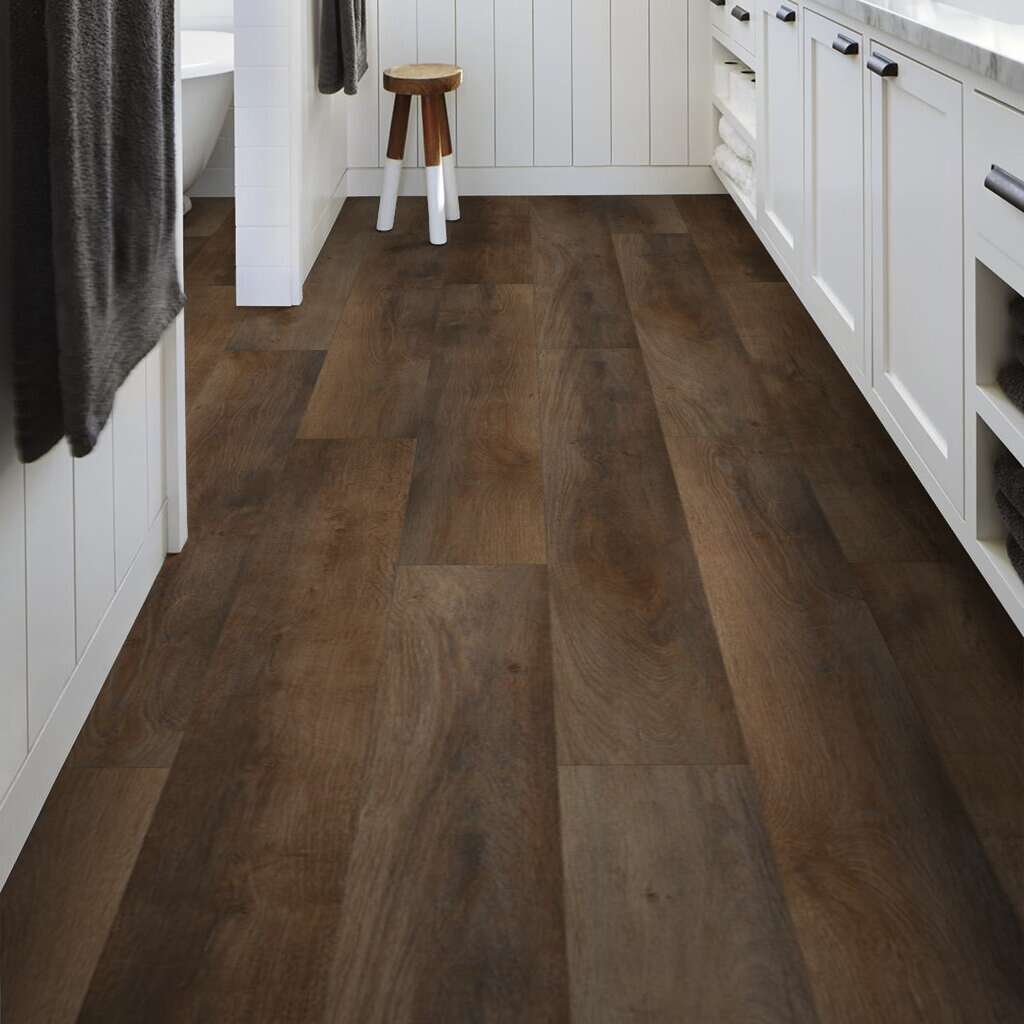 Shaw - Anvil Plus (20mil) 07061 Highlight Oak