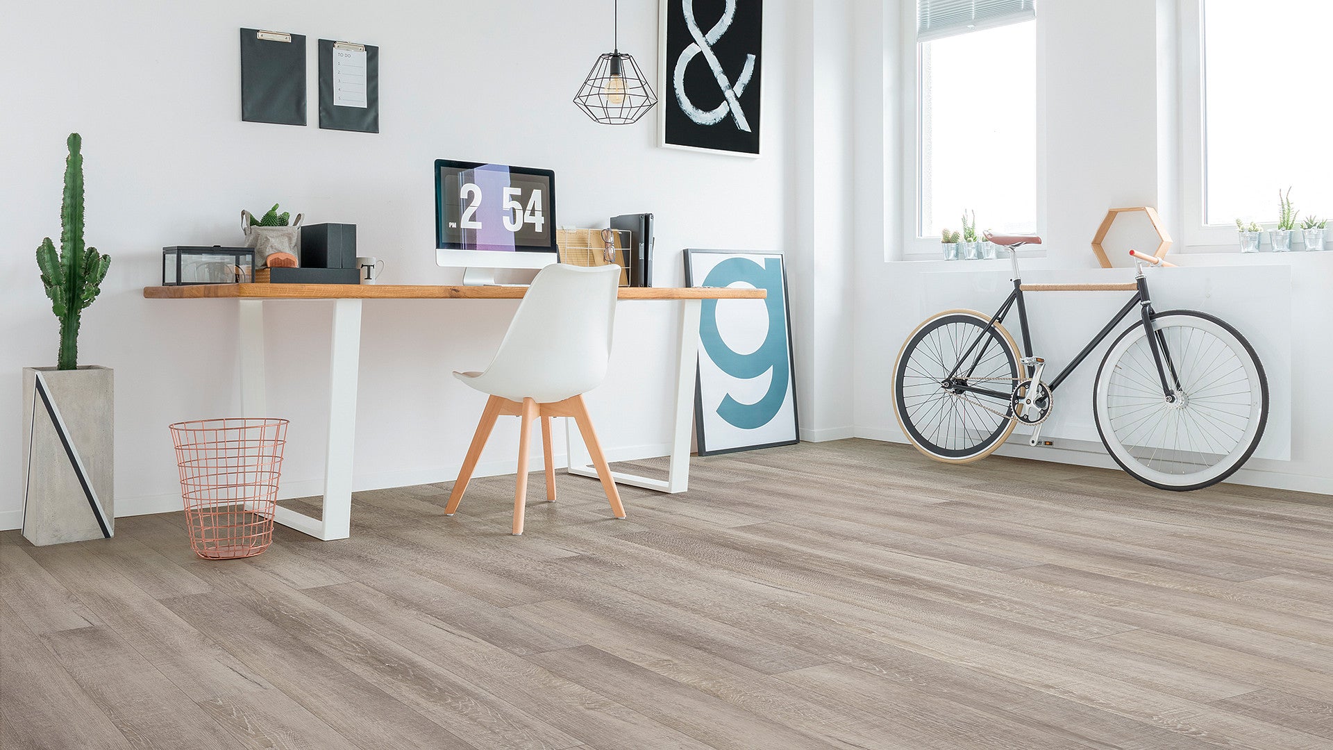 COREtec Plus One - 6" Deep Lake Oak VV585-50004