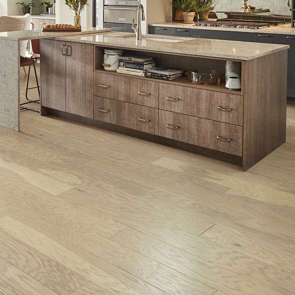 Shaw Villa 6.38" - SAND ($6.39 p/sf) SW705-02046