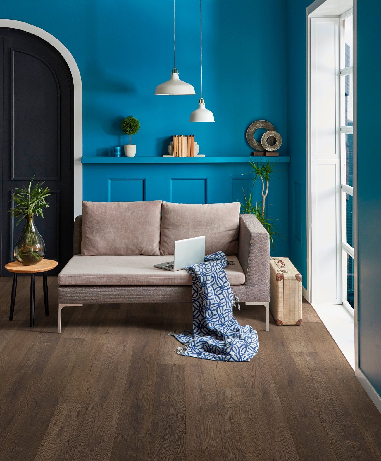 COREtec Plus Soft Step - Midnight Oak VV810-03019