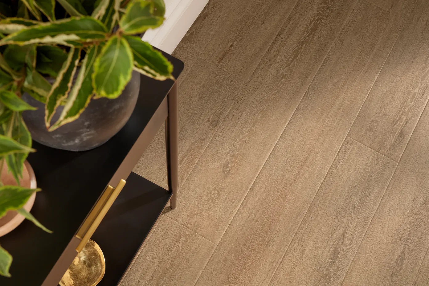 COREtec Plus HD Integrated - 7" Zawn Oak VV735-04021