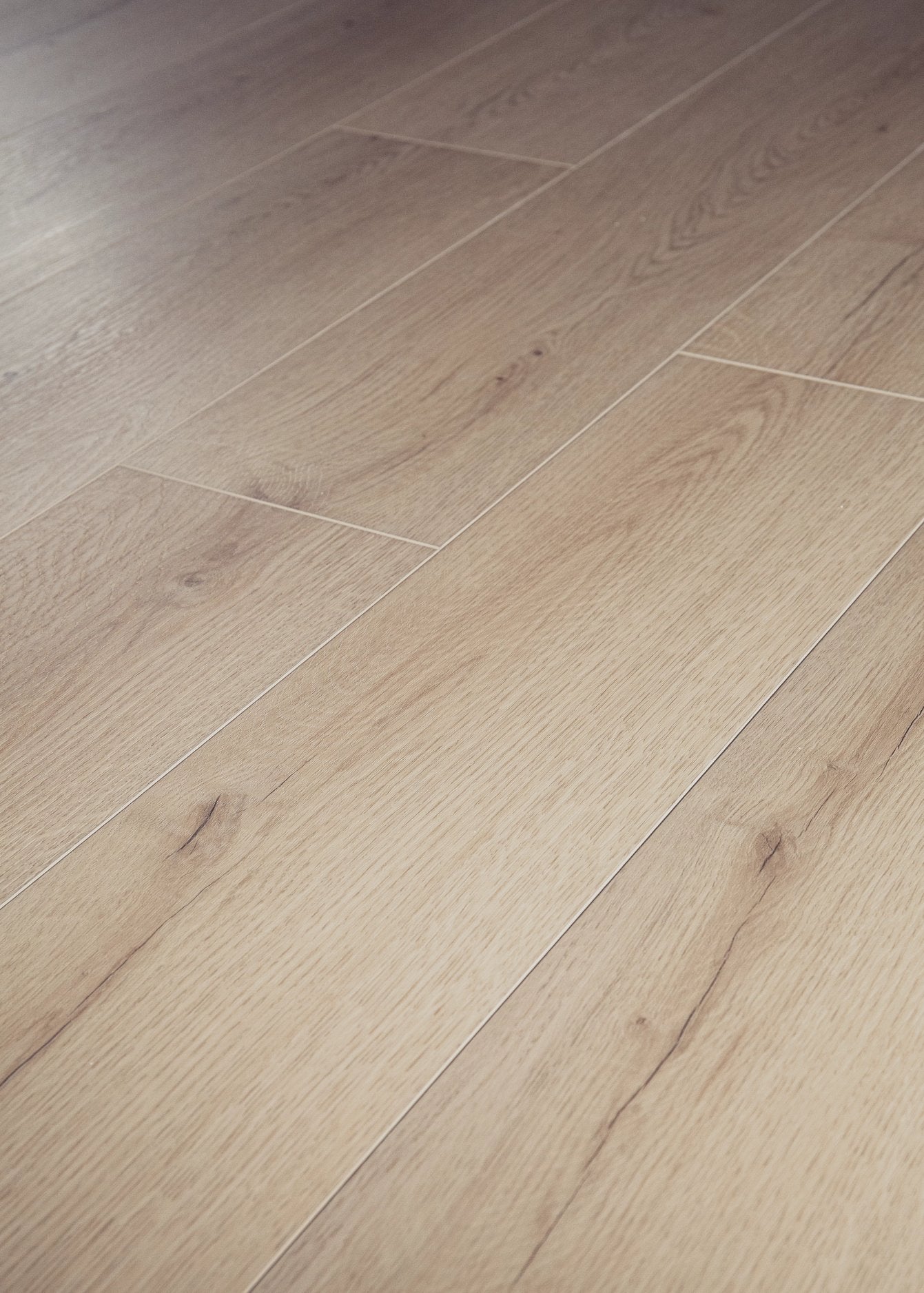 COREtec Plus Enhanced - 7" Ferndown Oak VV855-05066