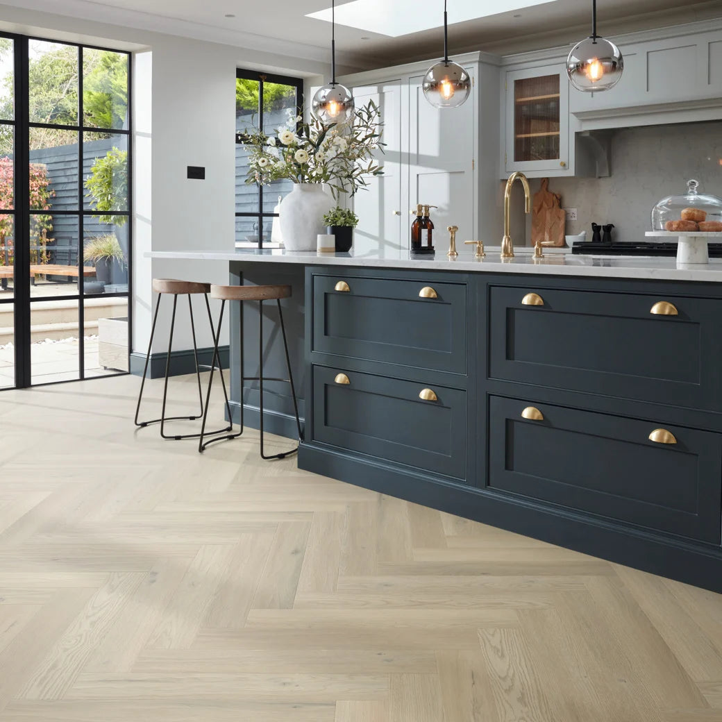 Karndean Knight Art Select Gluedown - 4.5" x 28" Basque Oak Herringbone SM-RL26