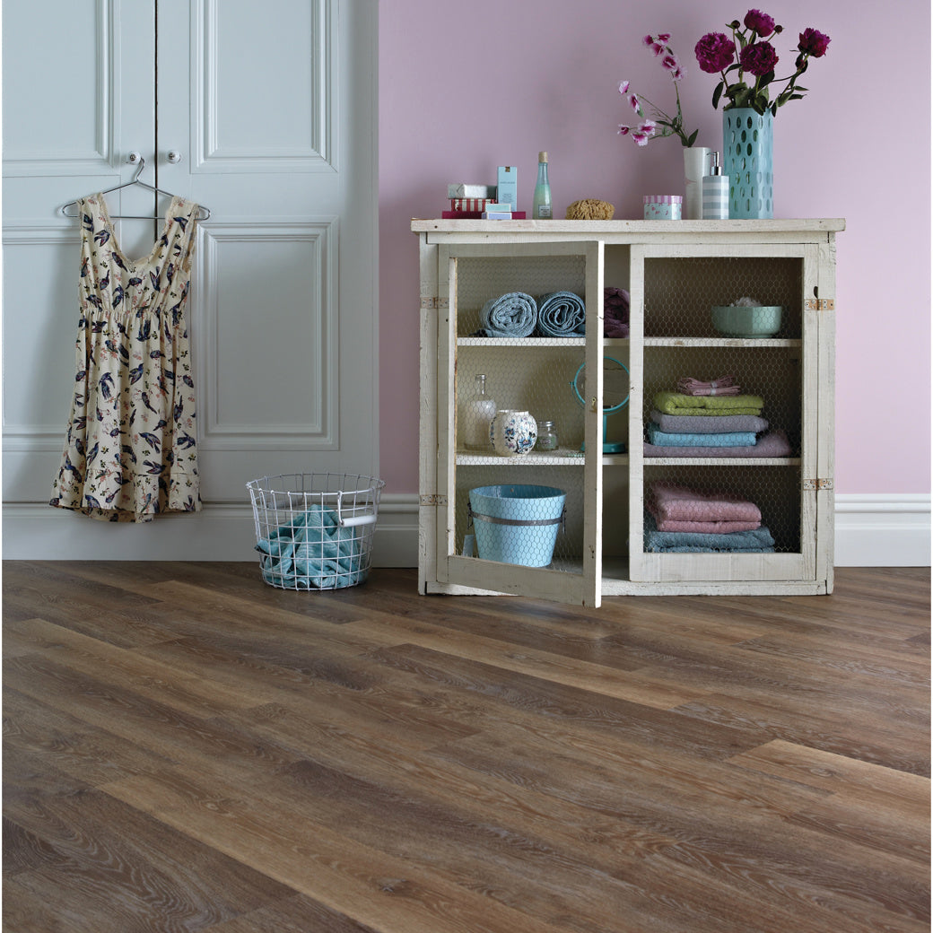 Karndean Knight Tile Gluedown - 6" x 36" Mid Limed Oak KP96