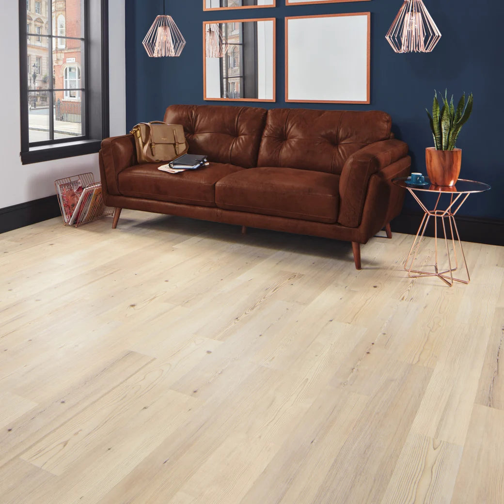 Karndean Knight Tile Rigid Core - 6" x 36" Natural Scandi Pine SCB-KP133-6