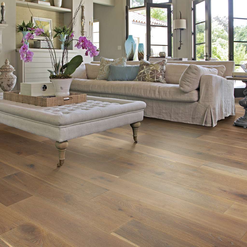 Part of the Gallery Collection of premium hardwood, Castlewood Oak is hand selected by design experts to bring the natural artistry of hardwood into your home. The clean look and understated finishes let the beauty of the wood shine through for a timeless look that ages gracefully.