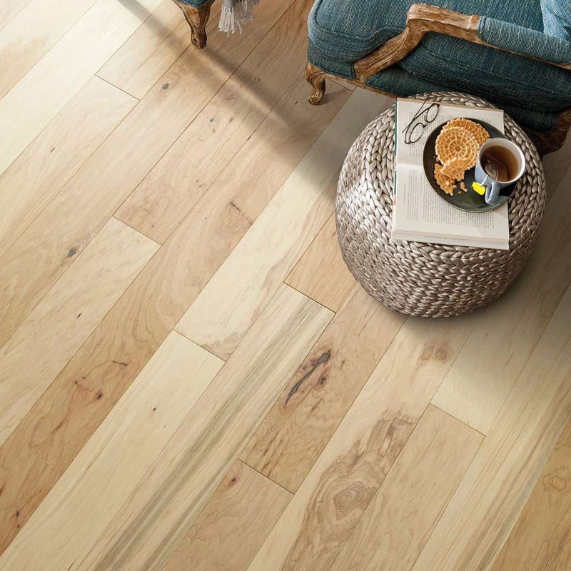 Northington Smooth features a rich hickory character showcased in traditional and contemporary wood tones. Also available in wire brushed texture, Northington Brushed.