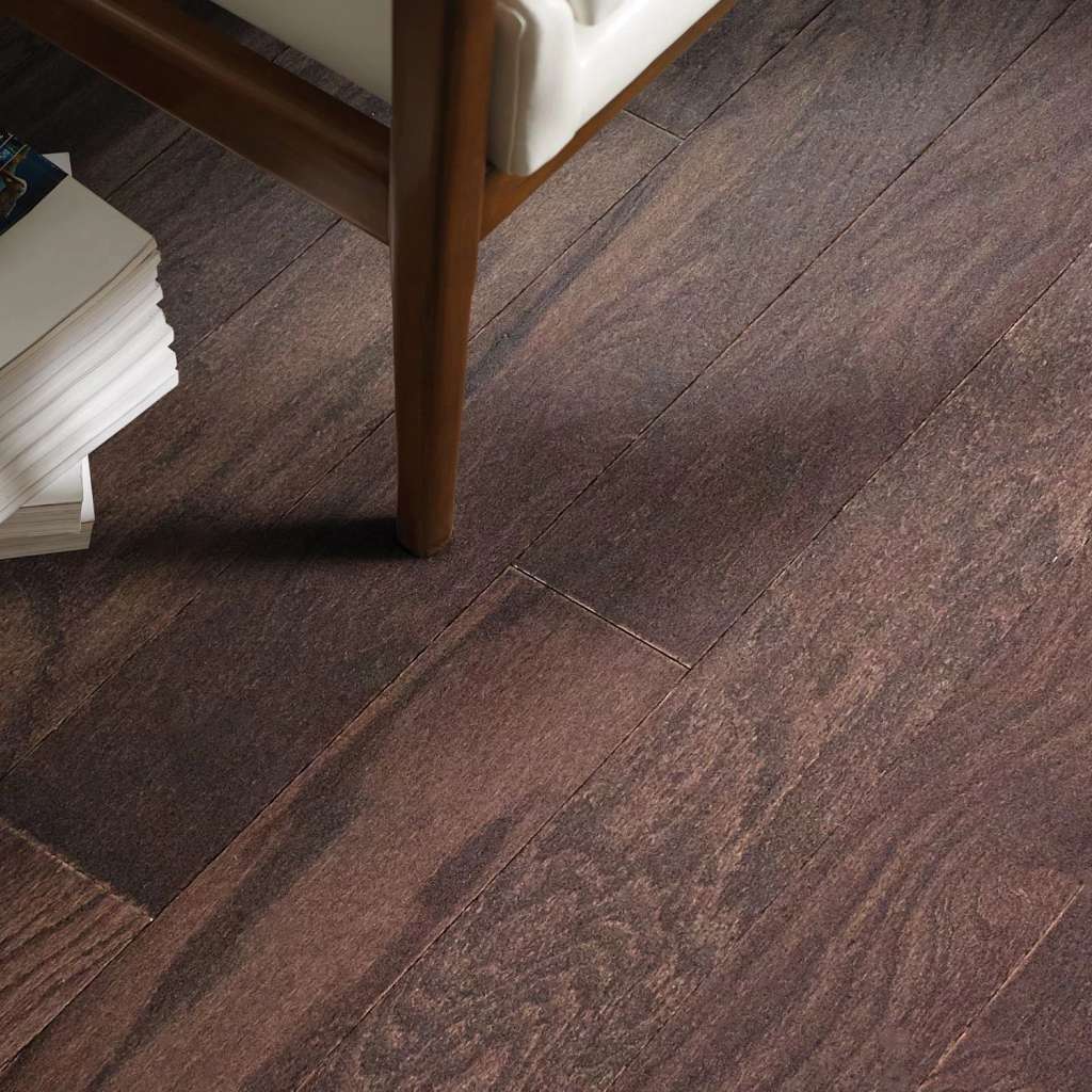 Timeless Oak 5" by Shaw Floors features red oak hardwood at its finest. With distinctive graining, these planks are sure to make a bold statement on the floor.