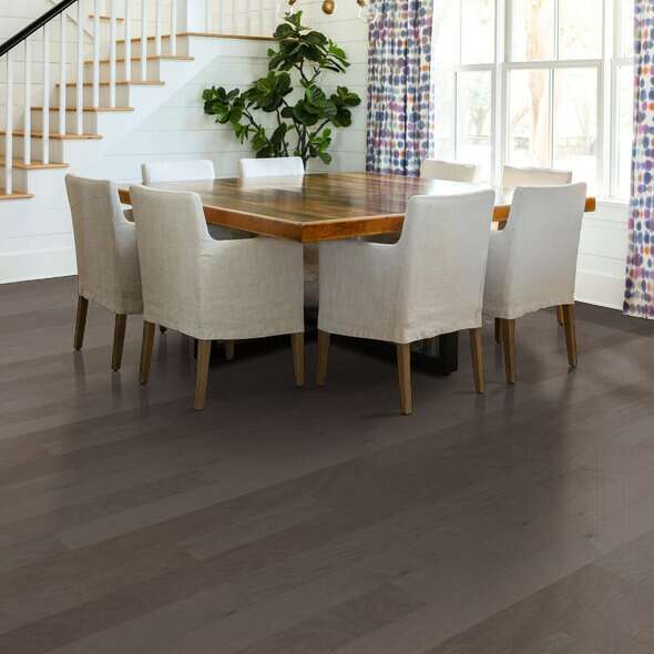 Northington Brushed features a rich hickory character with a subtle wire brushed texture showcased in traditional and contemporary wood tones. Also available in smooth texture, Northington Smooth