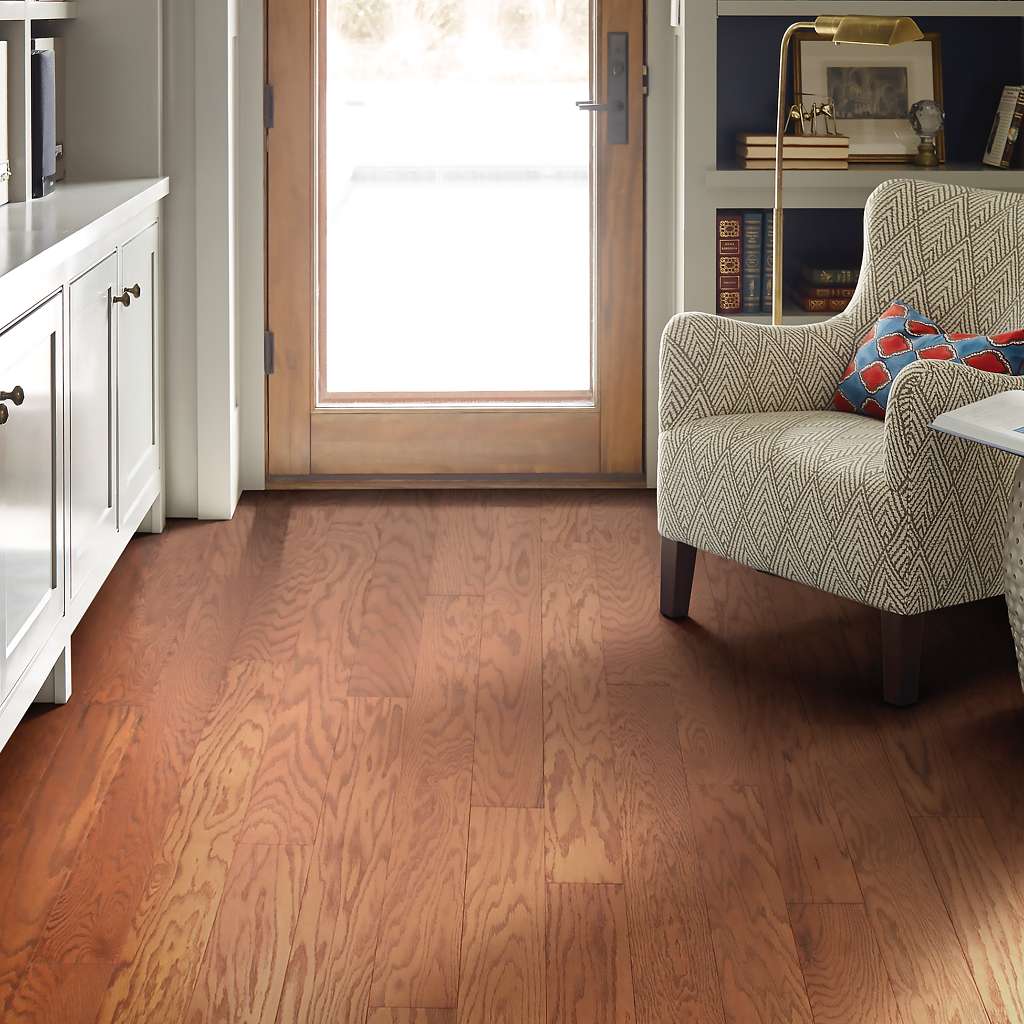 Classic hardwood flooring in both traditional and modern colors. This oak hardwood floor showcases the charm and natural beauty of hardwood, accentuated with a wide range of character. Offered in 3 1/4" and 5" widths.