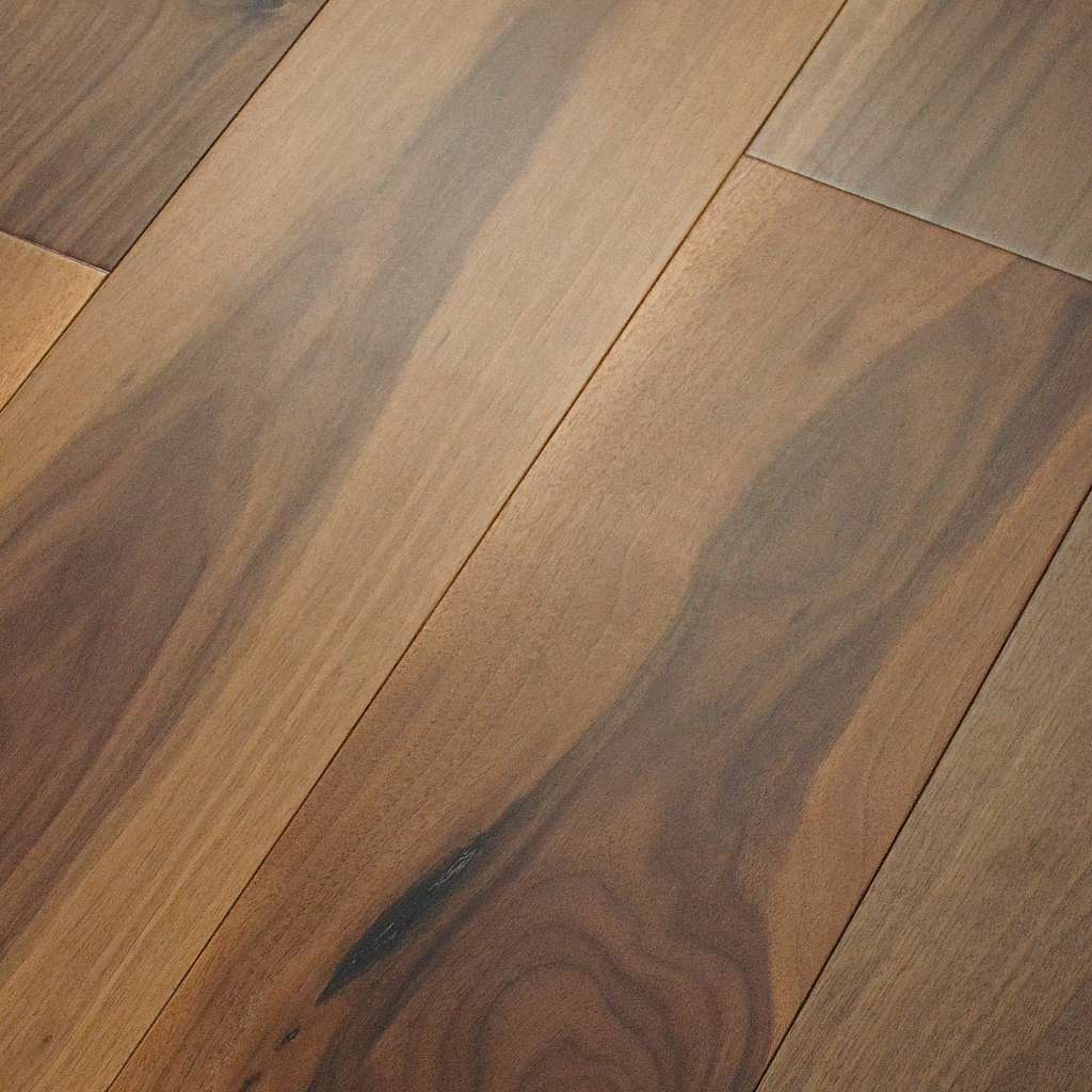 With classic charm and natural elegance, Empire Oak adds rich character to your home.