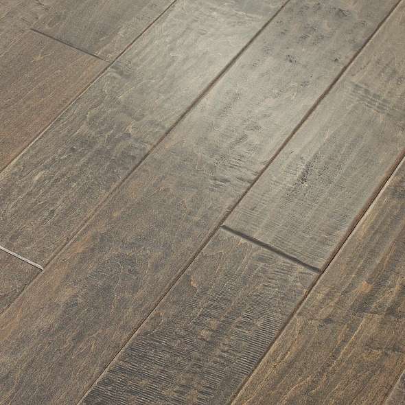 Light, natural tones and visible knots and splits create an unrefined look that illustrates the beauty of wood’s imperfection. Reflections Ash is part of the REPEL Collection with Splash-Proof Technology that guards against splashes and spills 2x better than untreated hardwood. It also features superior dent resistance and ScufResistⓇ Platinum finish to guard against scuffs.